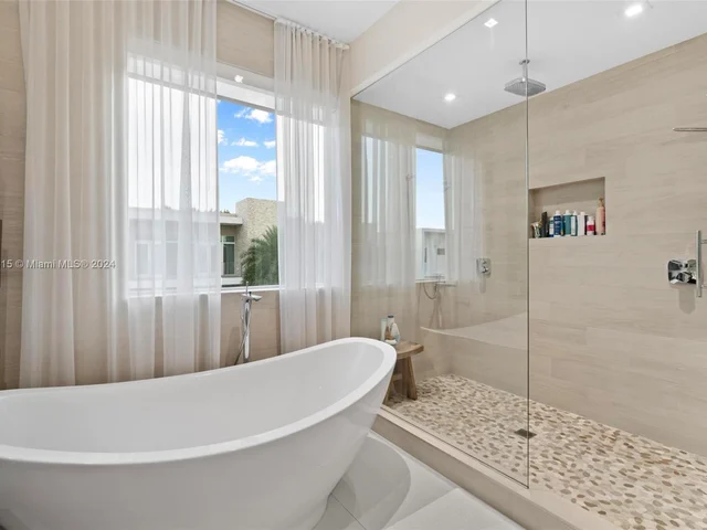 10593 NW 67th Ter # 10593, Doral FL 33178