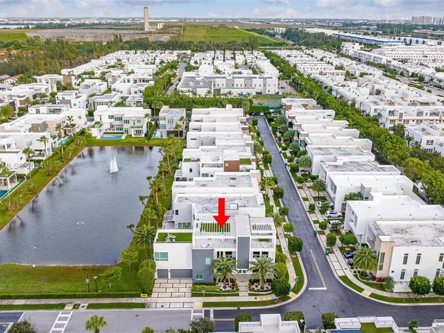 10593 NW 67th Ter # 10593, Doral FL 33178