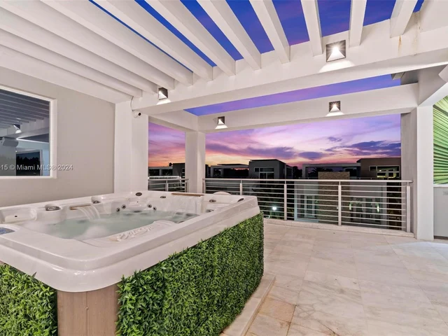 10593 NW 67th Ter # 10593, Doral FL 33178