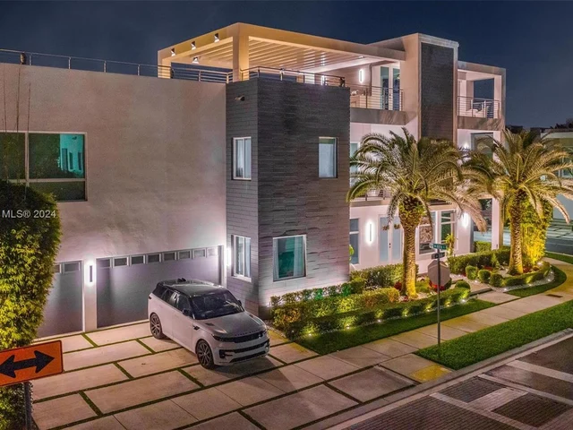 10593 NW 67th Ter # 10593, Doral FL 33178