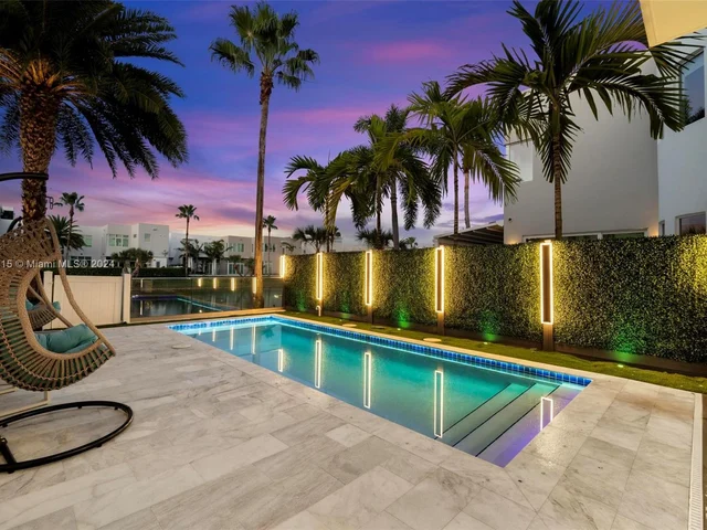 10593 NW 67th Ter # 10593, Doral FL 33178