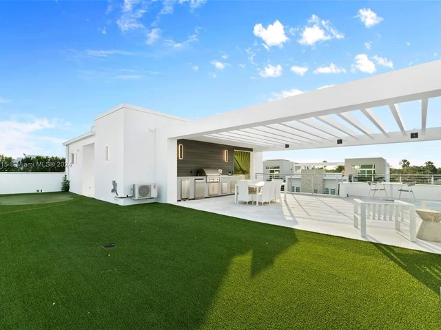 10593 NW 67th Ter # 10593, Doral FL 33178