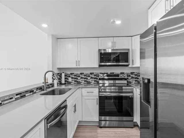 1470 NE 123 # A1413, North Miami Beach FL 33161