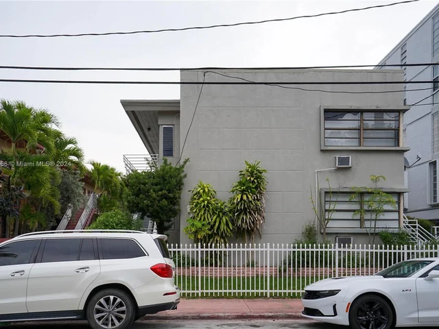 8321 Crespi Blvd # 7, Miami Beach FL 33141