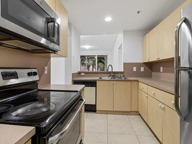 6520 NW 114th Ave # 1628, Doral FL 33178