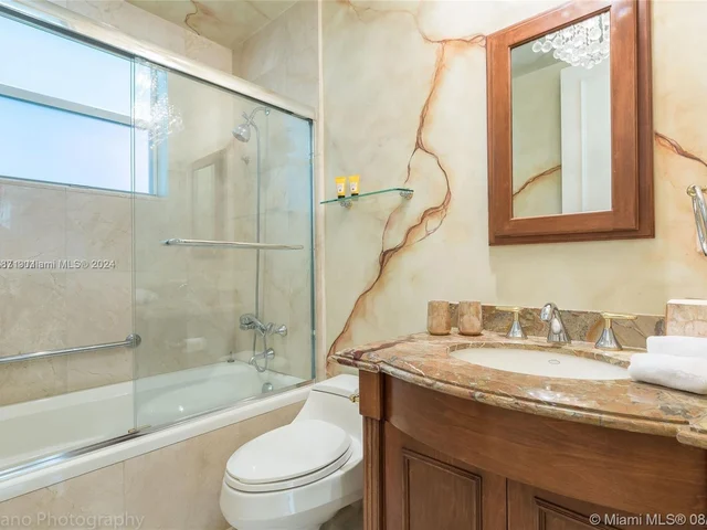 688 Ocean Blvd, Golden Beach FL 33160