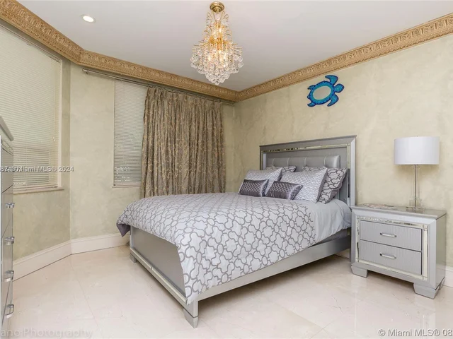 688 Ocean Blvd, Golden Beach FL 33160