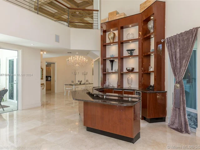 688 Ocean Blvd, Golden Beach FL 33160