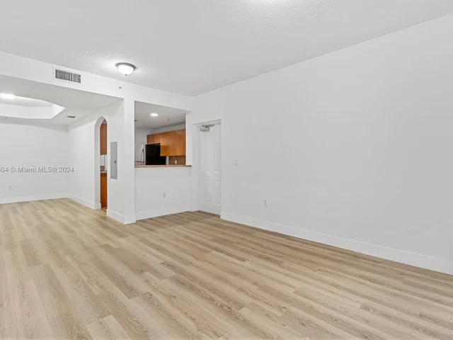 6540 NW 114th Ave # 1405, Doral FL 33178