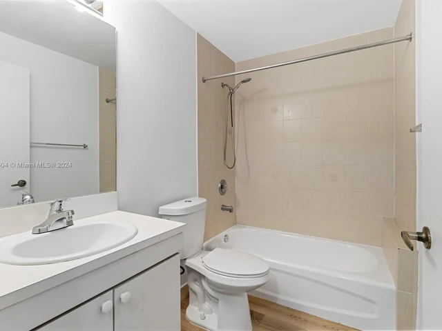 6540 NW 114th Ave # 1405, Doral FL 33178