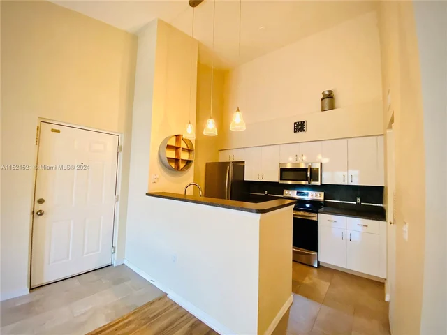 4271 San Marino Blvd # 305, West Palm Beach FL 33409