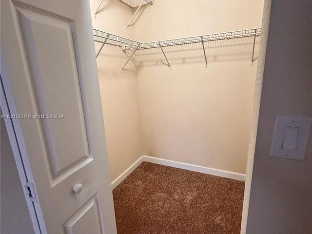 8860 W 35th Way, Hialeah FL 33018