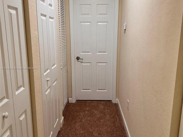 8860 W 35th Way, Hialeah FL 33018