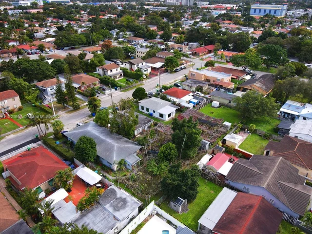 310 SW 31st Ct, Miami FL 33135