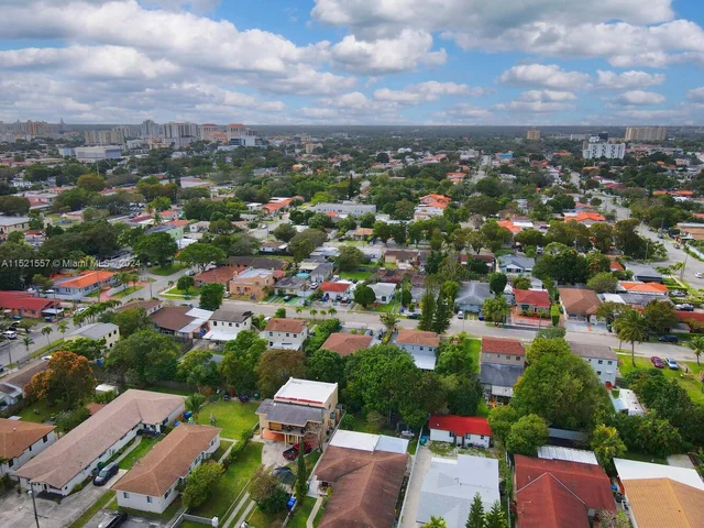 310 SW 31st Ct, Miami FL 33135