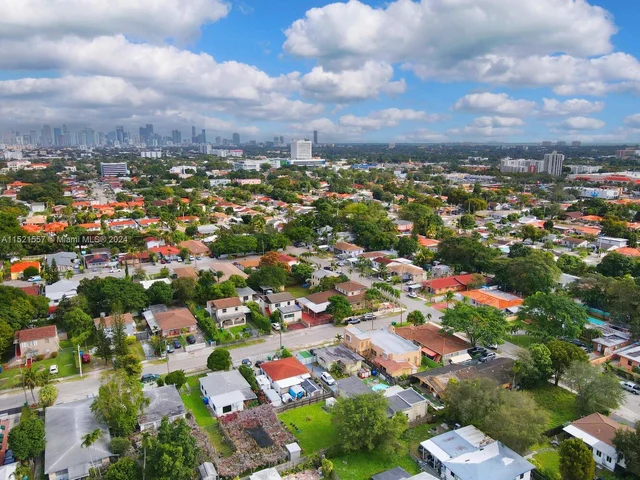 310 SW 31st Ct, Miami FL 33135