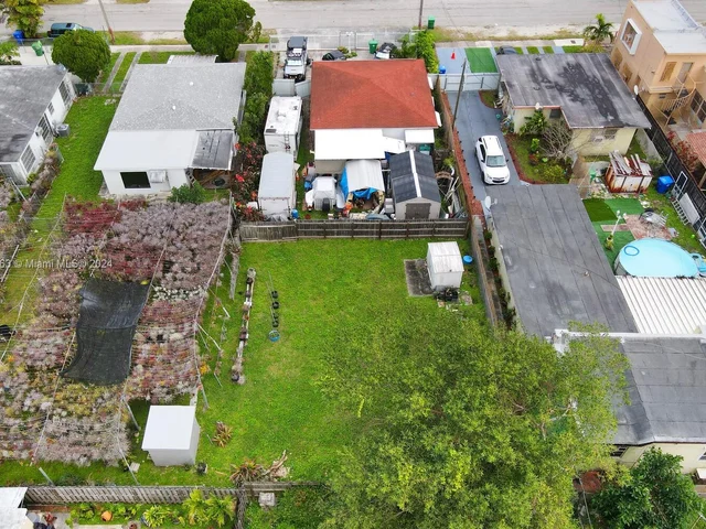 316 SW 31st Ct, Miami FL 33135