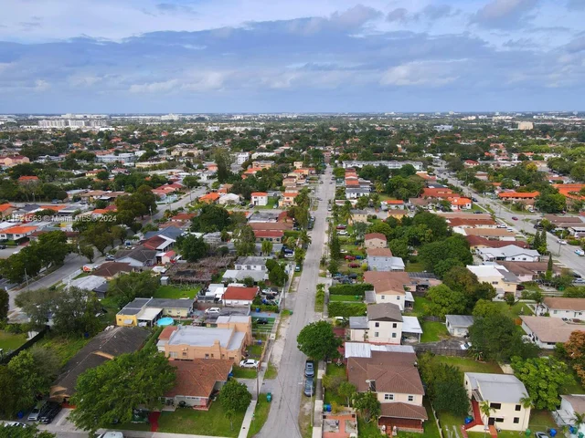 316 SW 31st Ct, Miami FL 33135