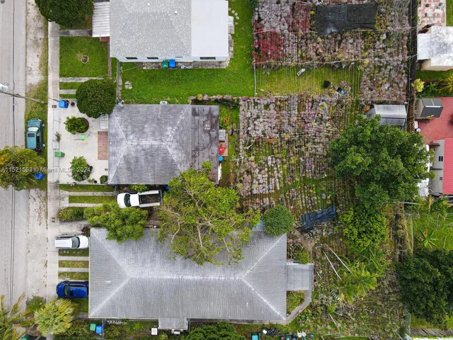 316 SW 31st Ct, Miami FL 33135