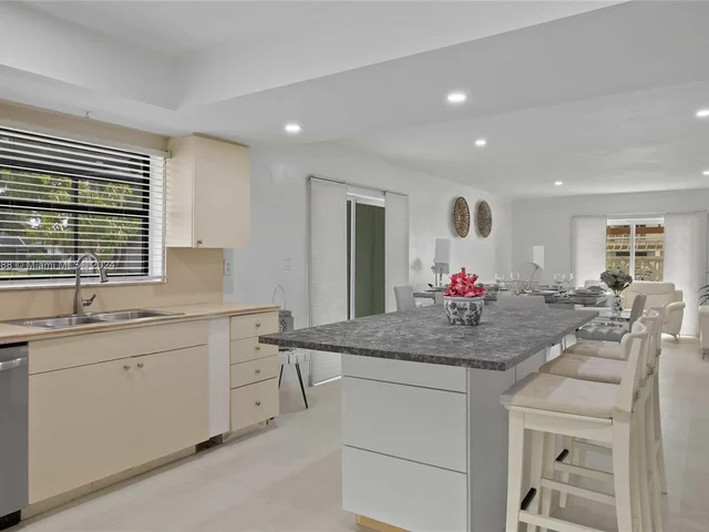 11601 NW 29th Ct # 2E, Coral Springs FL 33065