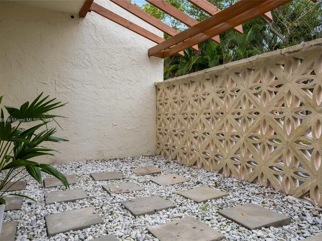 11601 NW 29th Ct # 2E, Coral Springs FL 33065