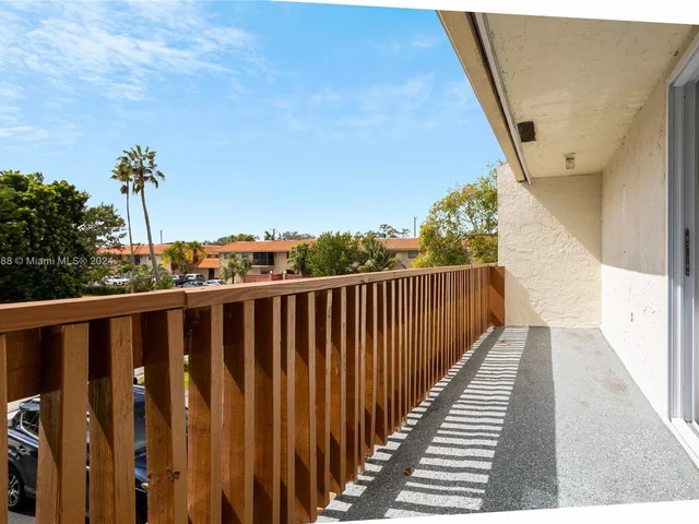 11601 NW 29th Ct # 2E, Coral Springs FL 33065