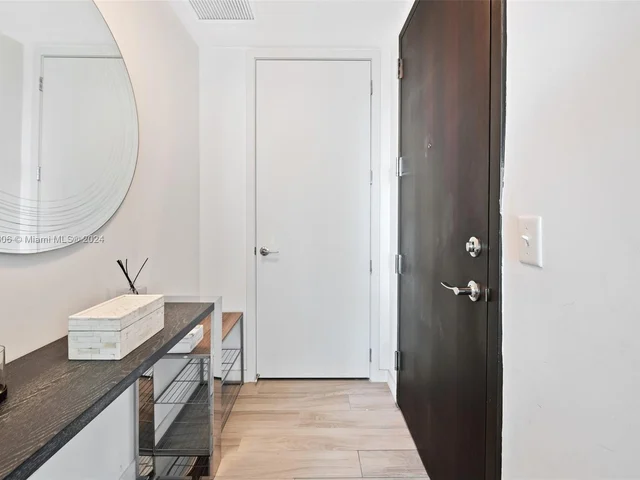 999 SW 1st Ave # 2504, Miami FL 33130