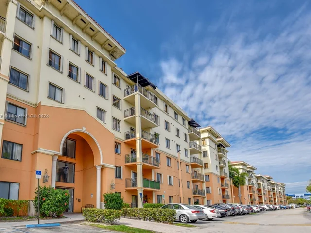 9340 Fontainebleau Blvd # W201, Miami FL 33172