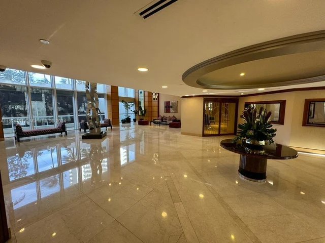 21205 Yacht Club Dr # 407, Aventura FL 33180