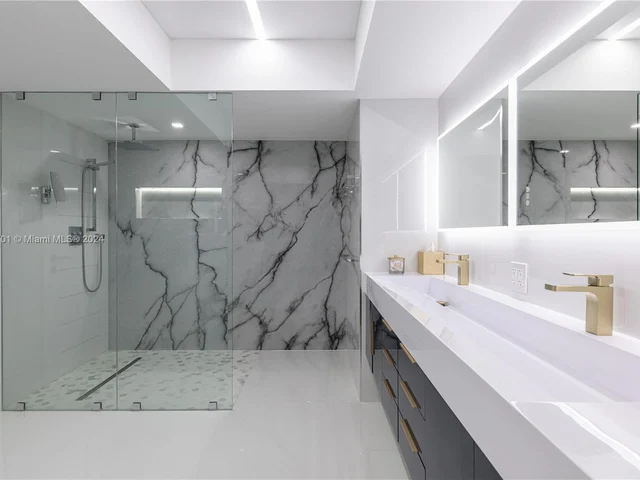 21205 Yacht Club Dr # 407, Aventura FL 33180