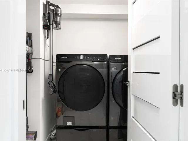 21205 Yacht Club Dr # 407, Aventura FL 33180