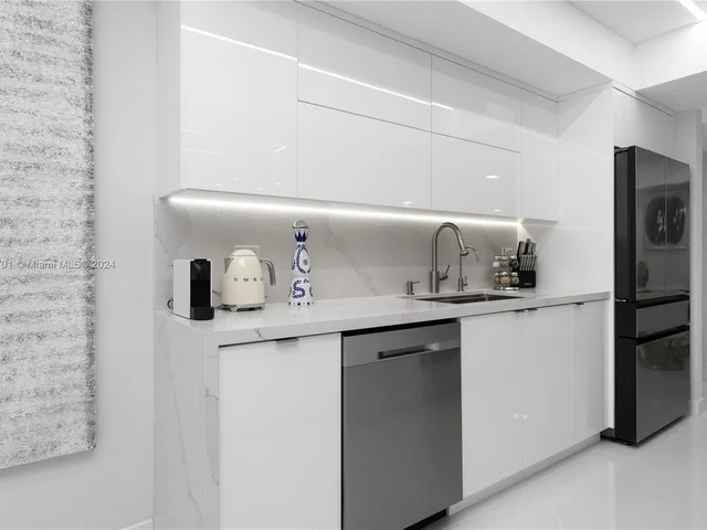 21205 Yacht Club Dr # 407, Aventura FL 33180