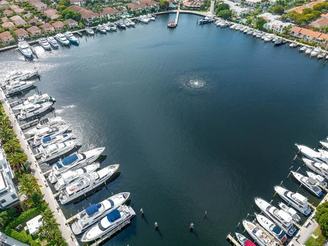 21205 Yacht Club Dr # 407, Aventura FL 33180