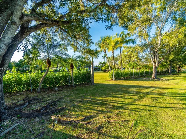 18200 SW 296th St, Homestead FL 33030