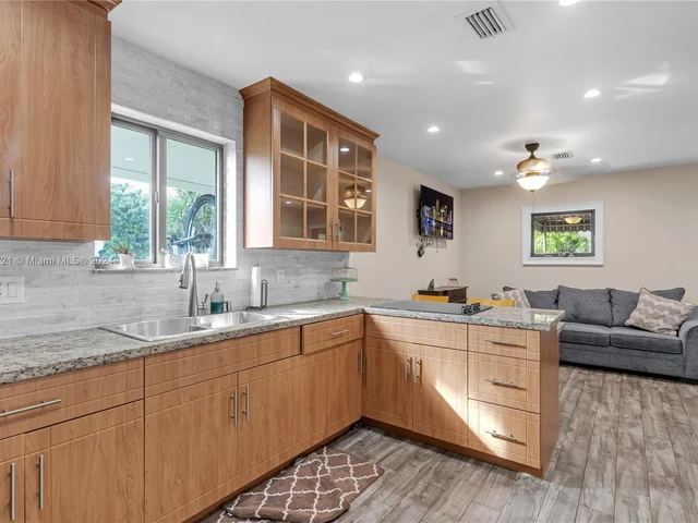 18200 SW 296th St, Homestead FL 33030