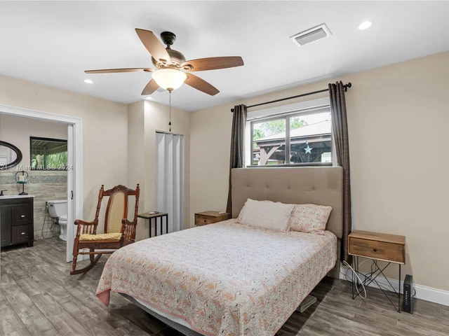 18200 SW 296th St, Homestead FL 33030