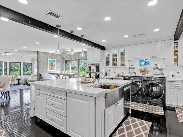 18200 SW 296th St, Homestead FL 33030