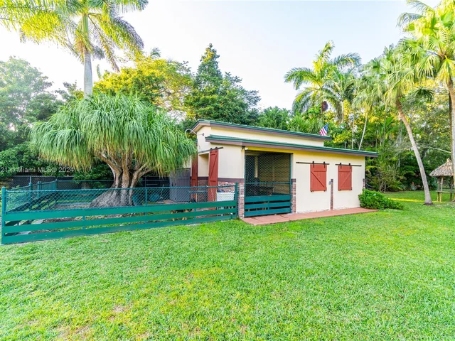 18200 SW 296th St, Homestead FL 33030