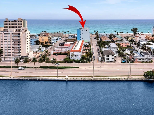 320 S Surf Rd # 402, Hollywood FL 33019