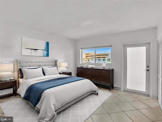 320 S Surf Rd # 402, Hollywood FL 33019