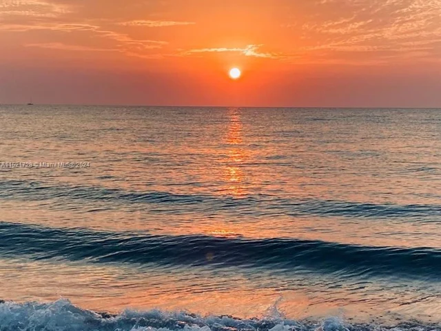 320 S Surf Rd # 402, Hollywood FL 33019