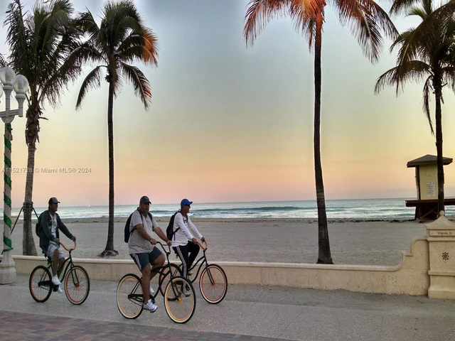 320 S Surf Rd # 402, Hollywood FL 33019