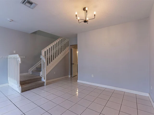 8440 SW 150th Ave, Miami FL 33193