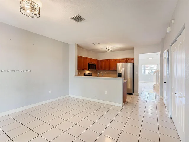 8440 SW 150th Ave, Miami FL 33193