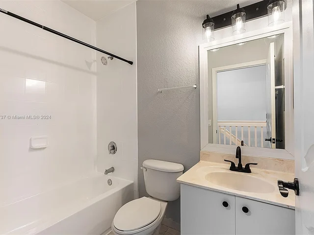 8440 SW 150th Ave, Miami FL 33193