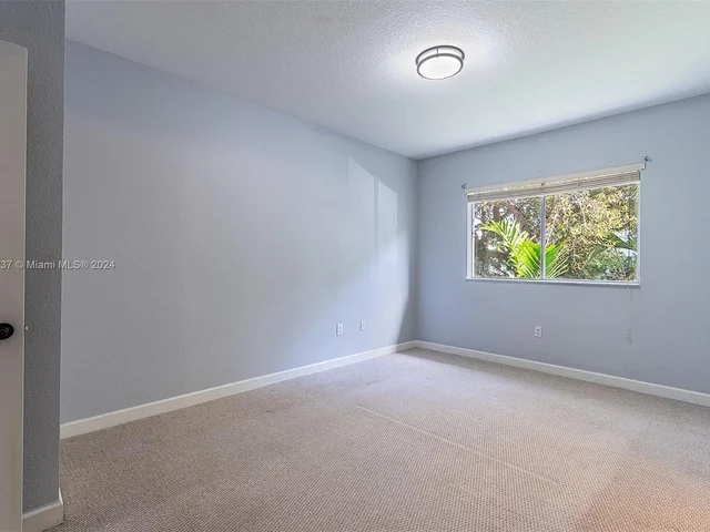 8440 SW 150th Ave, Miami FL 33193