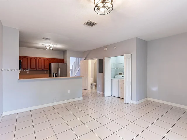 8440 SW 150th Ave, Miami FL 33193