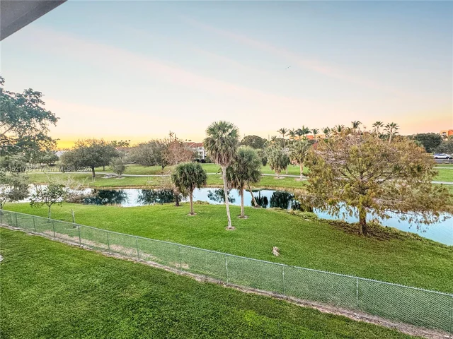 7195 NW 179th St # 311, Hialeah FL 33015