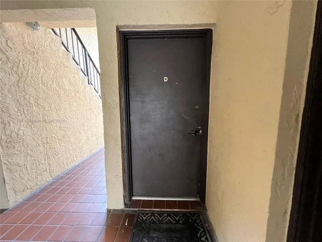 9015 SW 138th St # 2, Miami FL 33176