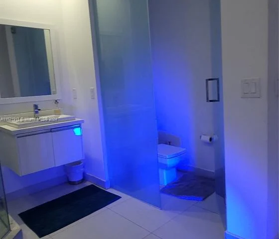 10545 NW 64th Way, Doral FL 33178